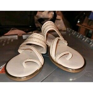 New Women's Size 8 Italian Shoemakers Sandals